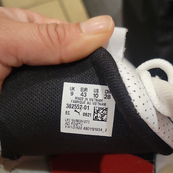 Puma Black and White Sneakers - Picture 2 of 4